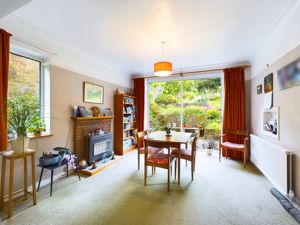 DINING ROOM- click for photo gallery